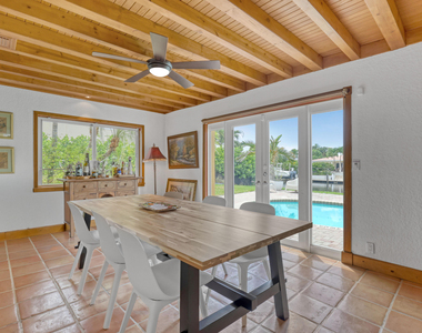 2100 Ne 30th Street - Photo Thumbnail 22