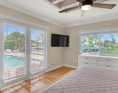 2100 Ne 30th Street - Photo Thumbnail 31