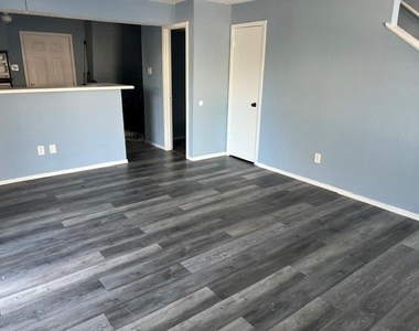 10850 Shiloh Road - Photo Thumbnail 2