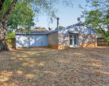 5518 Sarasota Drive - Photo Thumbnail 13