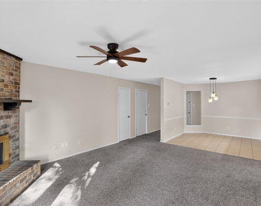 5518 Sarasota Drive - Photo Thumbnail 3
