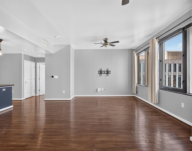 1200 Main Street - Photo Thumbnail 8