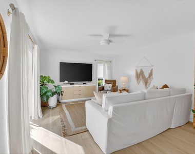1010 Ne 8th Avenue - Photo Thumbnail 6