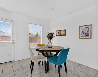 2209 Ava Drive - Photo Thumbnail 6
