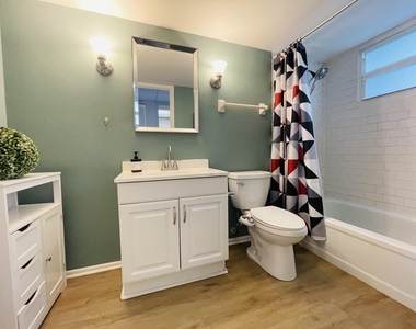 109 Royal Park Drive - Photo Thumbnail 10