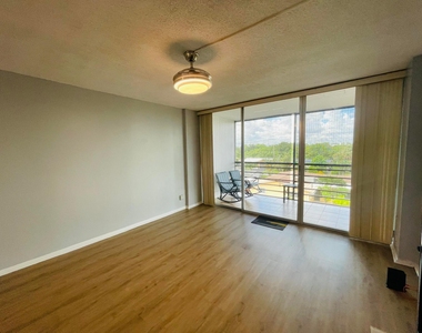 109 Royal Park Drive - Photo Thumbnail 6