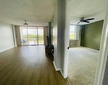 109 Royal Park Drive - Photo Thumbnail 15
