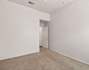 3513 Truman Street - Photo Thumbnail 25