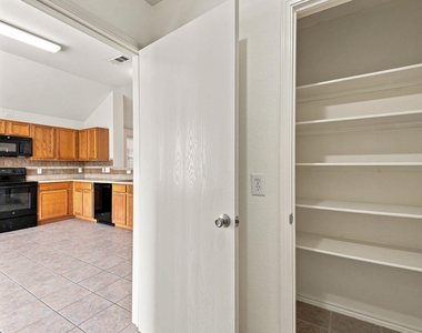 3513 Truman Street - Photo Thumbnail 14