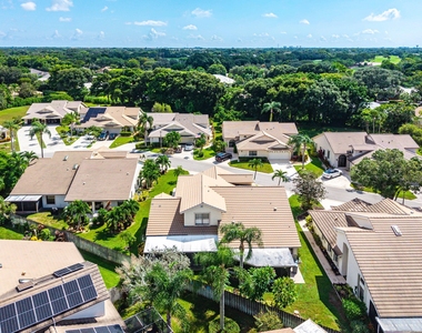 4830 Brighton Lakes Boulevard - Photo Thumbnail 35