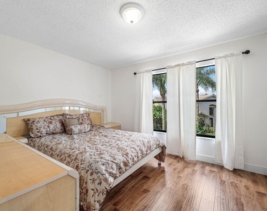 4830 Brighton Lakes Boulevard - Photo Thumbnail 23