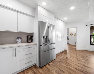 4830 Brighton Lakes Boulevard - Photo Thumbnail 10