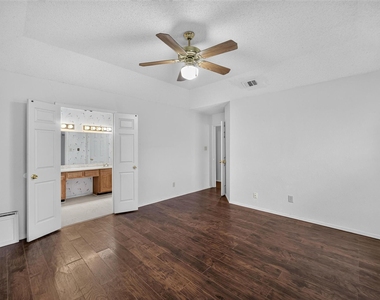 9421 Willard Street - Photo Thumbnail 29