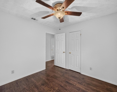 9421 Willard Street - Photo Thumbnail 23