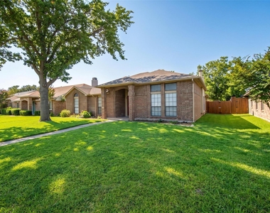 9421 Willard Street - Photo Thumbnail 1