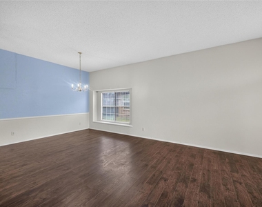 9421 Willard Street - Photo Thumbnail 5