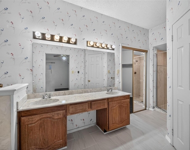 9421 Willard Street - Photo Thumbnail 27