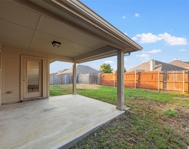 1117 Villa Paloma Boulevard - Photo Thumbnail 31