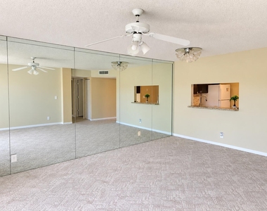 5130 Las Verdes Circle - Photo Thumbnail 14