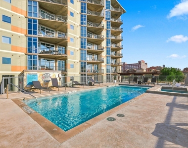 1001 Belleview Street - Photo Thumbnail 30