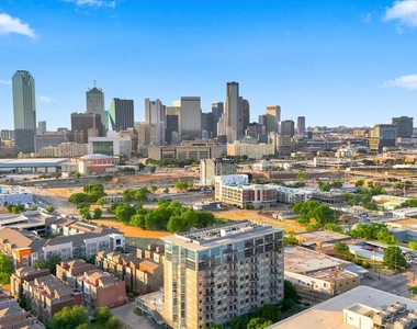 1001 Belleview Street - Photo Thumbnail 1