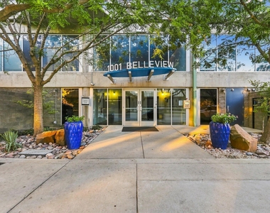 1001 Belleview Street - Photo Thumbnail 3