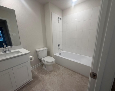 1216 Silent Peak Drive - Photo Thumbnail 12