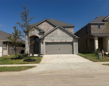 1216 Silent Peak Drive - Photo Thumbnail 2