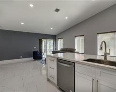 1321 Majesty Terrace - Photo Thumbnail 7