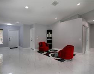 1321 Majesty Terrace - Photo Thumbnail 4