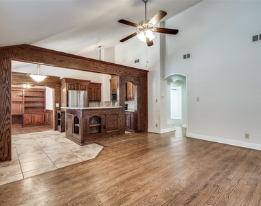 4427 Jenkins Street - Photo Thumbnail 2