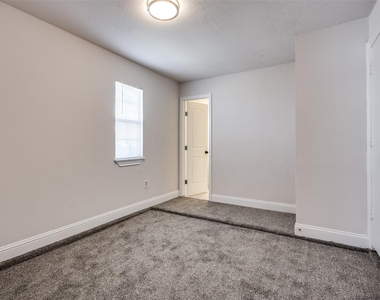4427 Jenkins Street - Photo Thumbnail 9