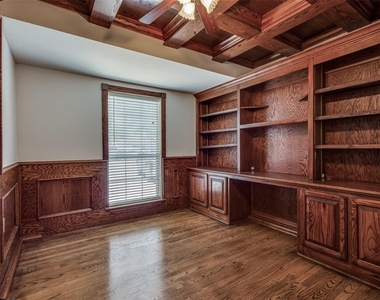 4427 Jenkins Street - Photo Thumbnail 5