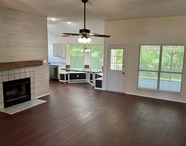 1025 Boardwalk Street - Photo Thumbnail 3