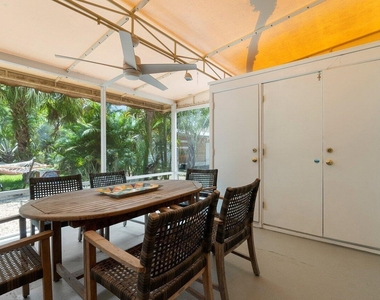 726 N Street - Photo Thumbnail 10