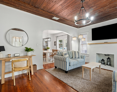 726 N Street - Photo Thumbnail 1