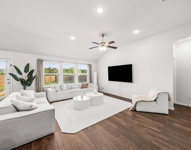 3806 Dogwood Road - Photo Thumbnail 9