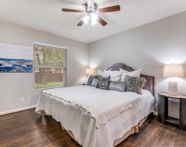 2600 San Marcus Avenue - Photo Thumbnail 13