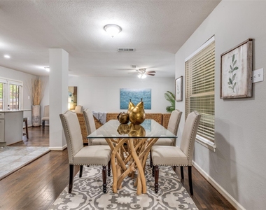 2600 San Marcus Avenue - Photo Thumbnail 7