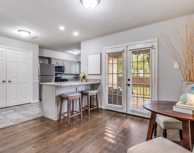 2600 San Marcus Avenue - Photo Thumbnail 9