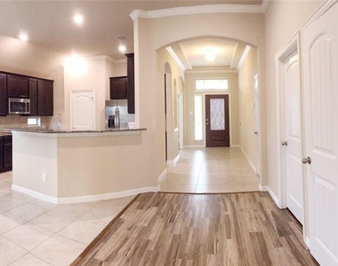 4700 Woodard Lane - Photo Thumbnail 2