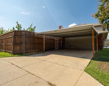9118 Barton Creek Drive - Photo Thumbnail 21