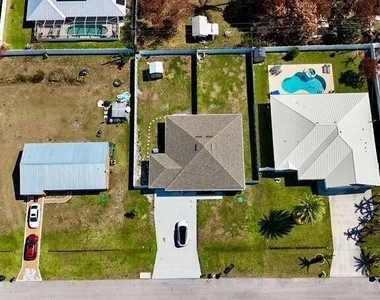 2507 Se Charleston Drive - Photo Thumbnail 22