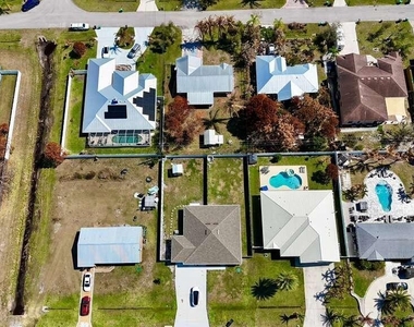 2507 Se Charleston Drive - Photo Thumbnail 21