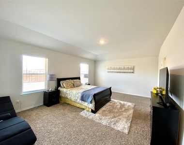 408 Wrangler Drive - Photo Thumbnail 10