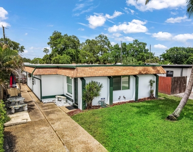 1637 Taft Street - Photo Thumbnail 10