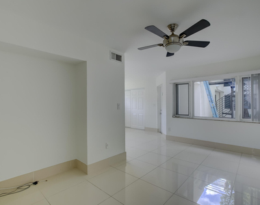 800 Sw 4th Avenue - Photo Thumbnail 8