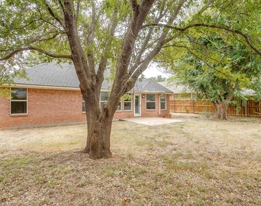 1512 Clover Lane - Photo Thumbnail 25