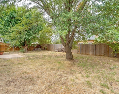 1512 Clover Lane - Photo Thumbnail 24