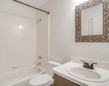 1512 Clover Lane - Photo Thumbnail 23